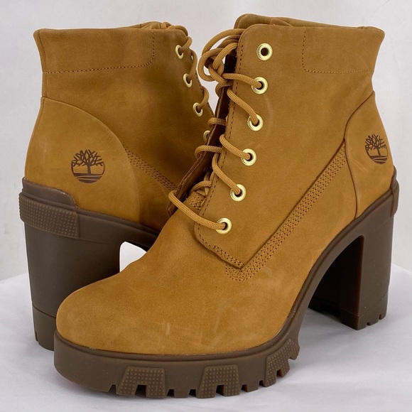 Timberland tan heeled lace up boots - Picture 1 of 9